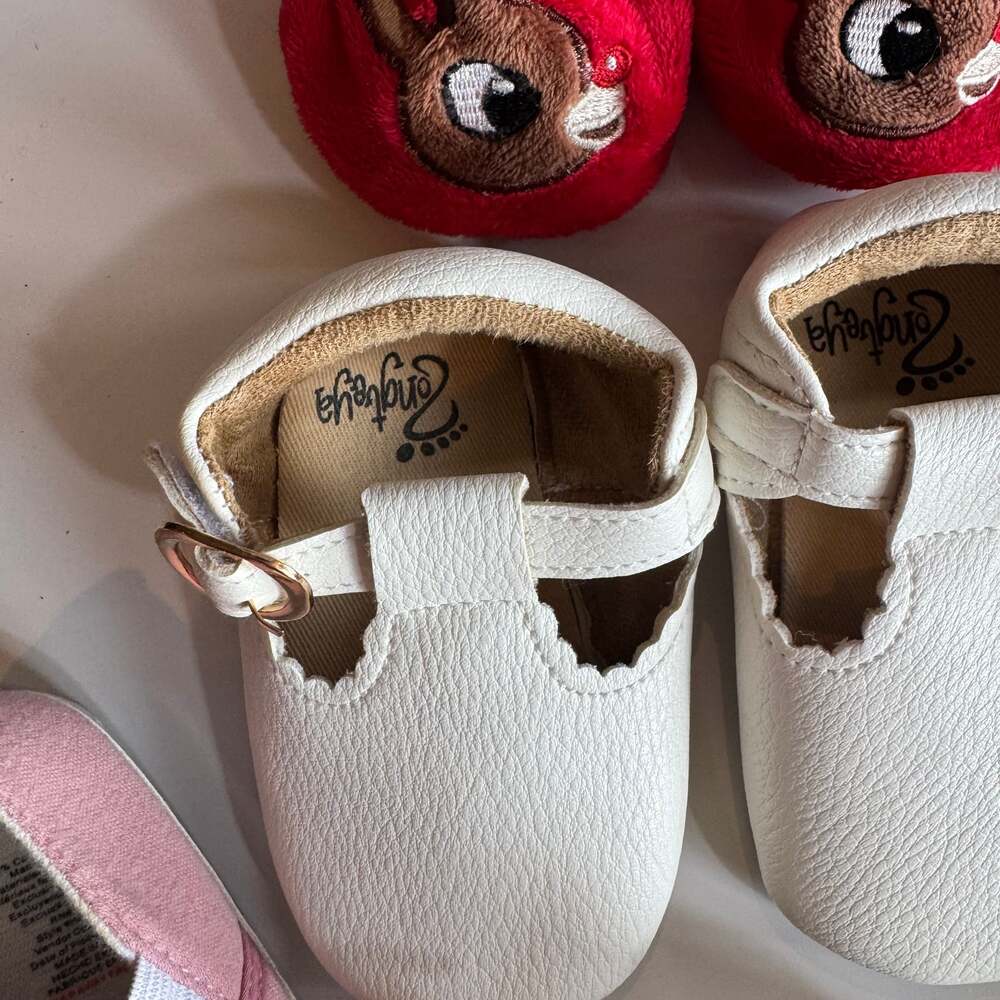 Lot of 10 pairs of Baby girl shoes 0M-Size 3 - Picture 5 of 9